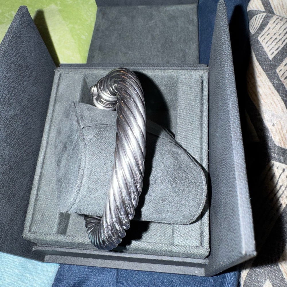 David Yurman Silver Cable Bracelet - Picture 3 of 4